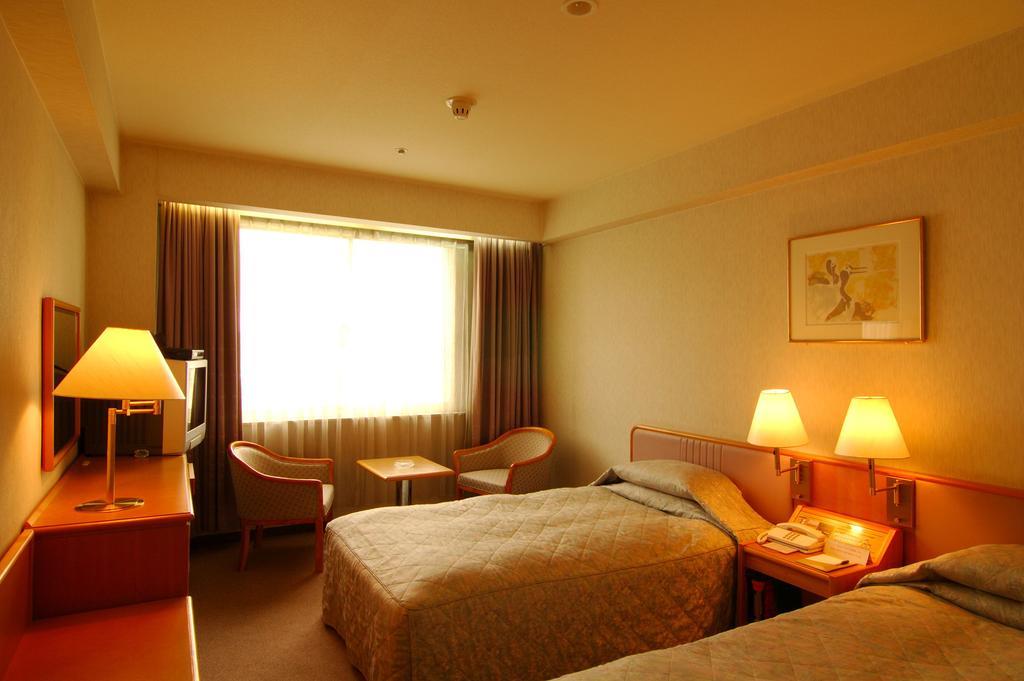 Okayama Royal Hotel Værelse billede